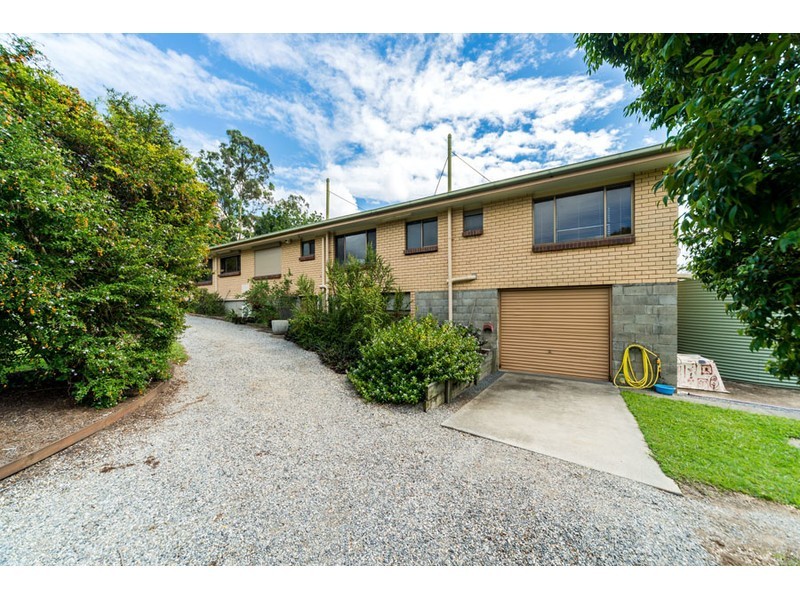 1 Karingal Drive, Pimpama QLD 4209