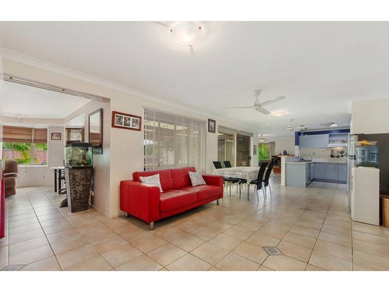 7 Pinedale Street, Oxenford QLD 4210