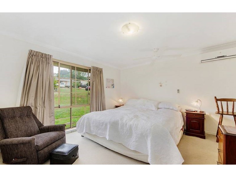 7 Pinedale Street, Oxenford QLD 4210