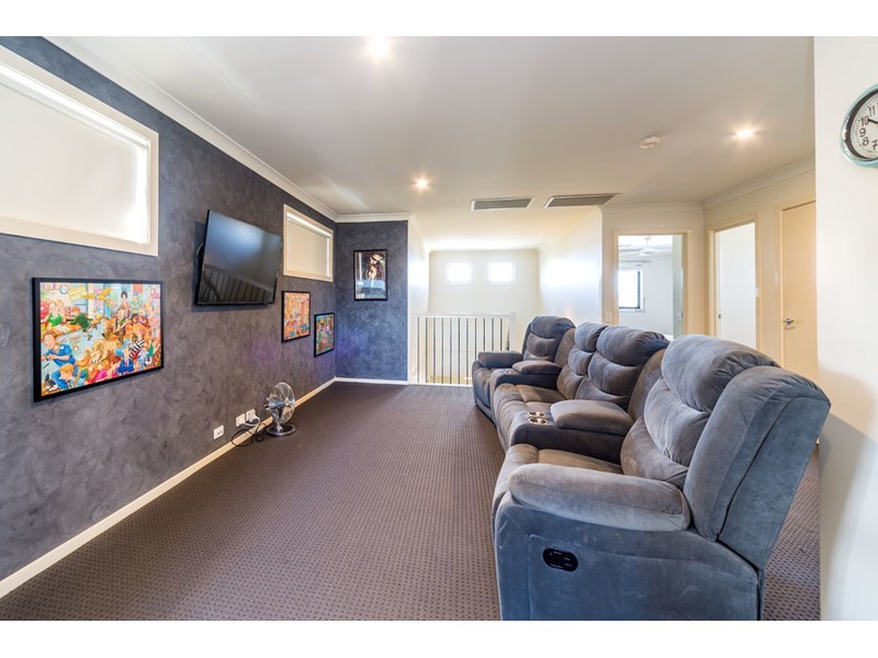 34 Oceanis Drive, Oxenford QLD 4210