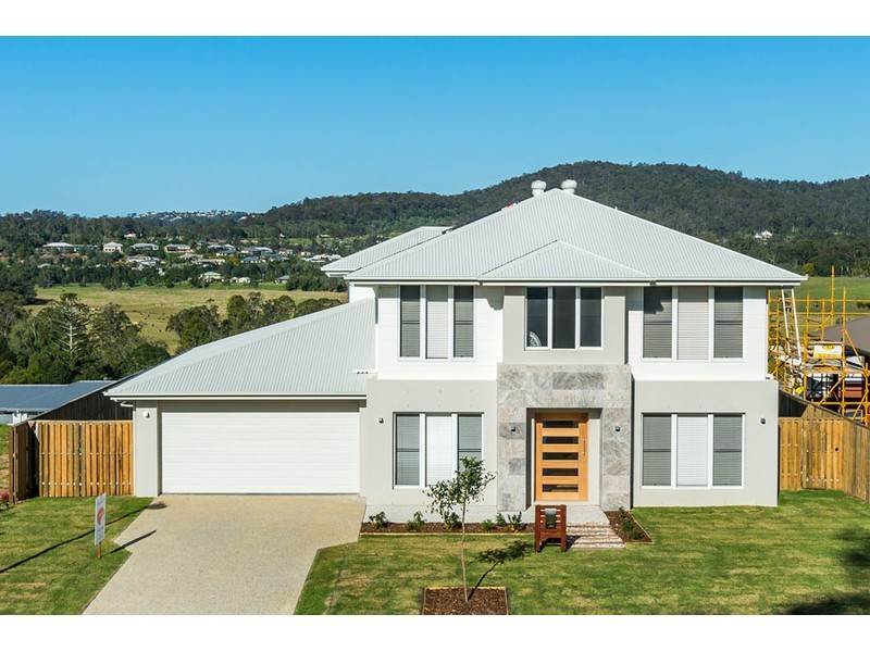 4 Springview Crescent, Maudsland QLD 4210