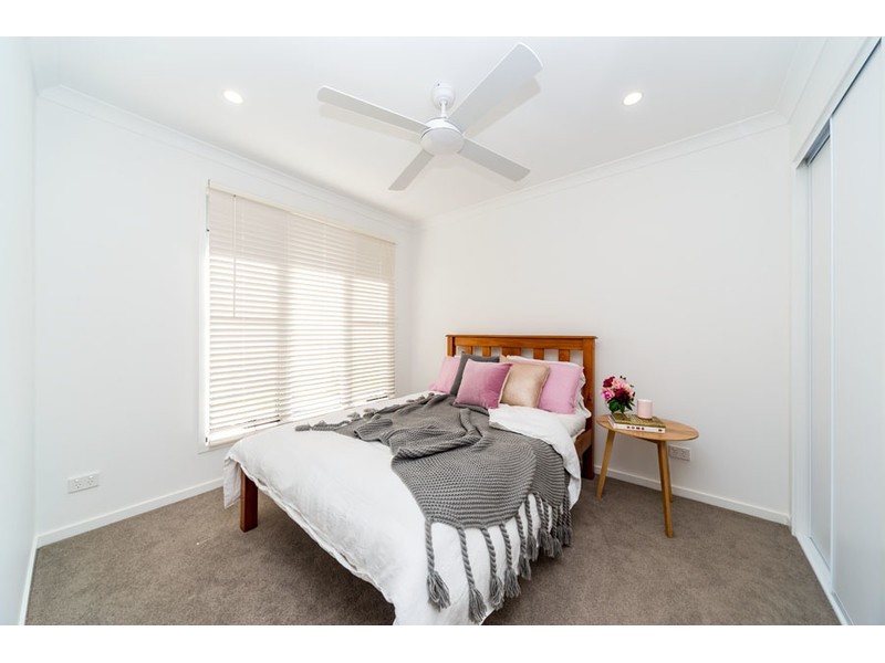 4 Springview Crescent, Maudsland QLD 4210