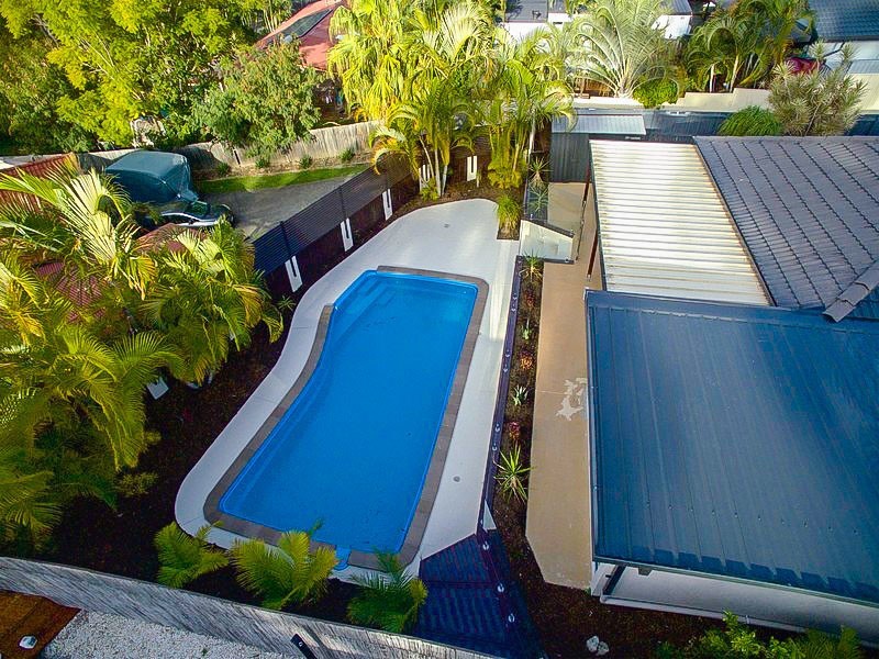 8 Dromana Crescent, Helensvale QLD 4212
