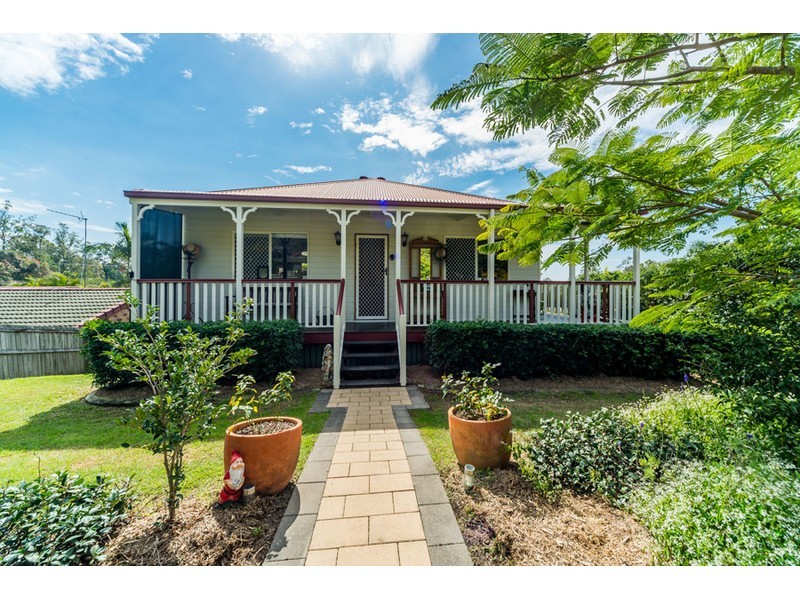 9 Winslow Court, Oxenford QLD 4210