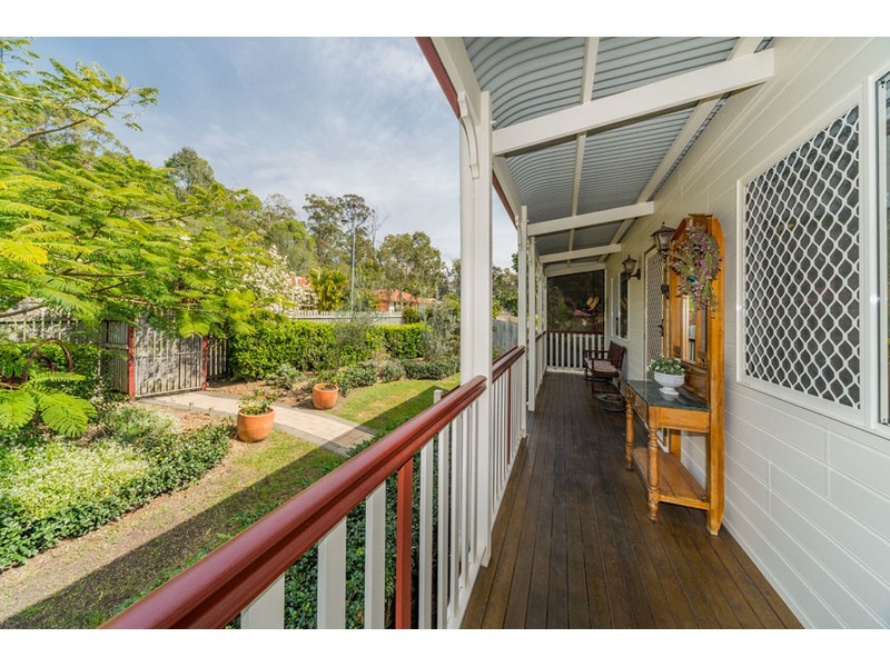 9 Winslow Court, Oxenford QLD 4210