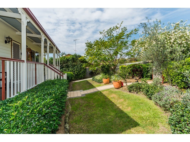 9 Winslow Court, Oxenford QLD 4210