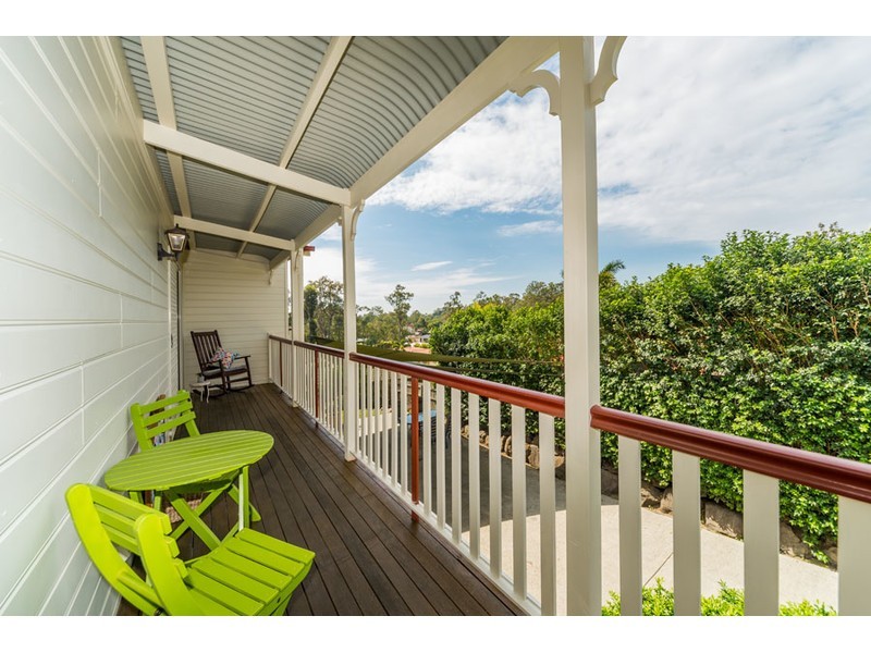 9 Winslow Court, Oxenford QLD 4210