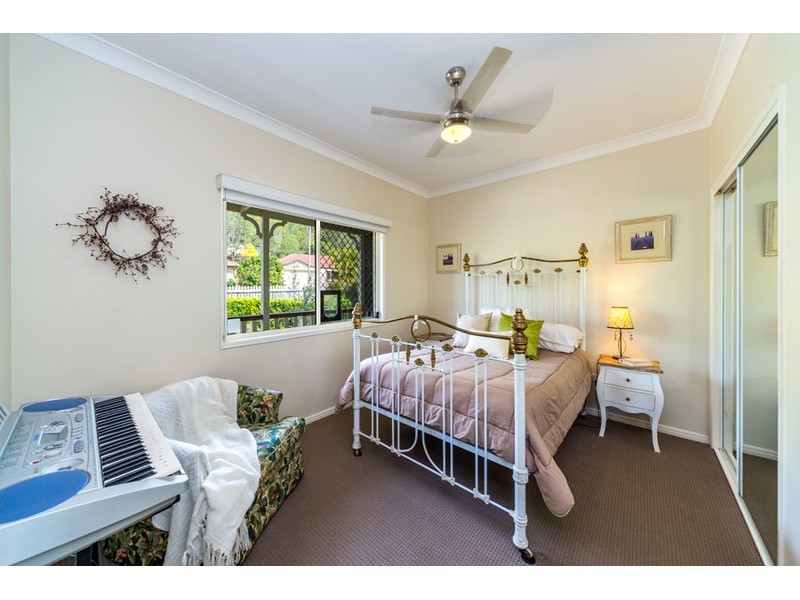 9 Winslow Court, Oxenford QLD 4210