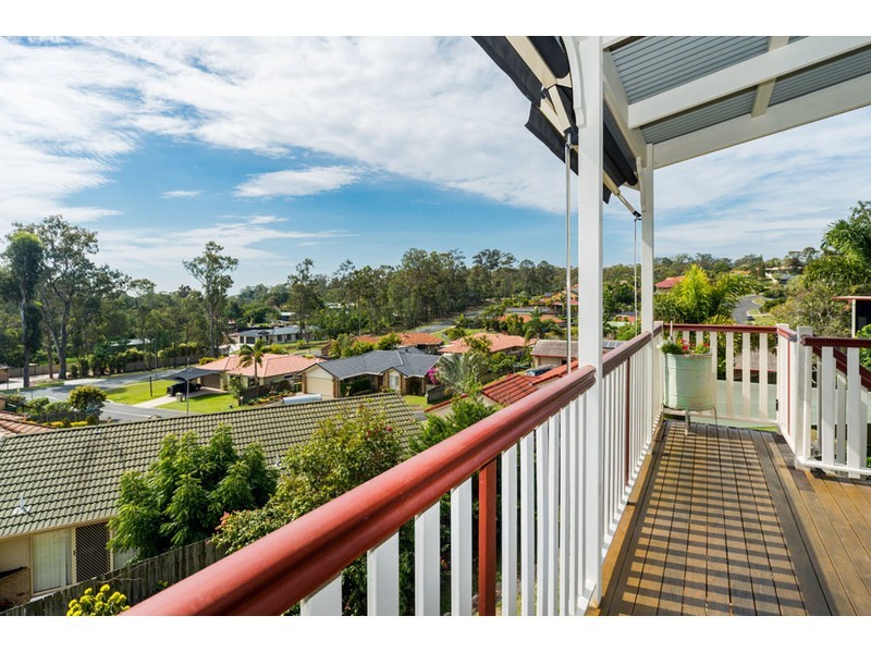 9 Winslow Court, Oxenford QLD 4210