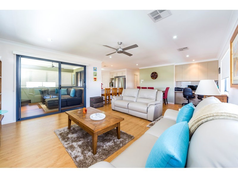50 Rivermill Terrace, Maudsland QLD 4210
