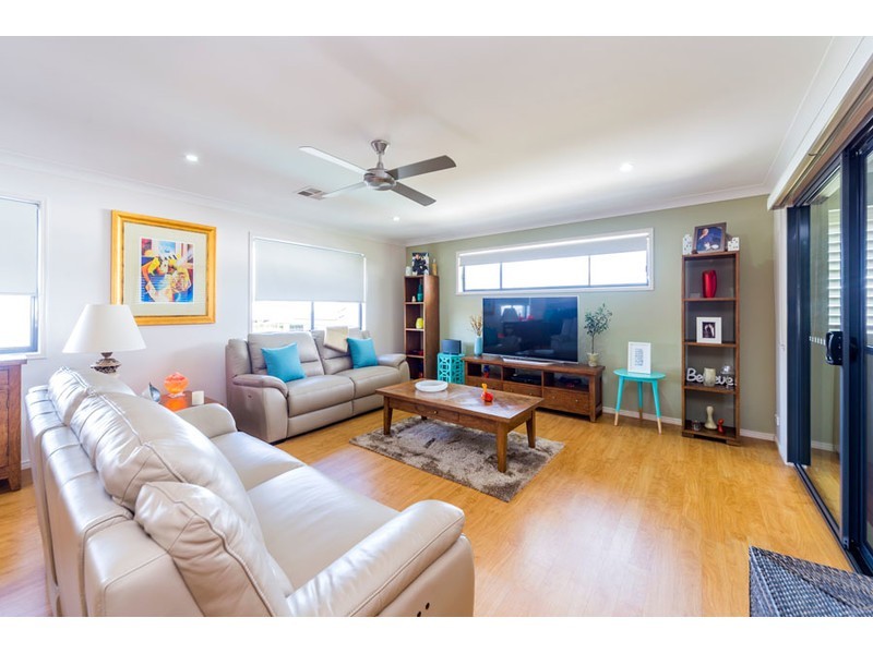 50 Rivermill Terrace, Maudsland QLD 4210