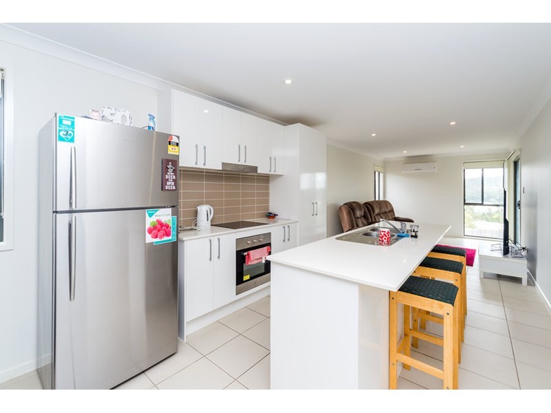 35 Cairnlea Drive, Pimpama QLD 4209