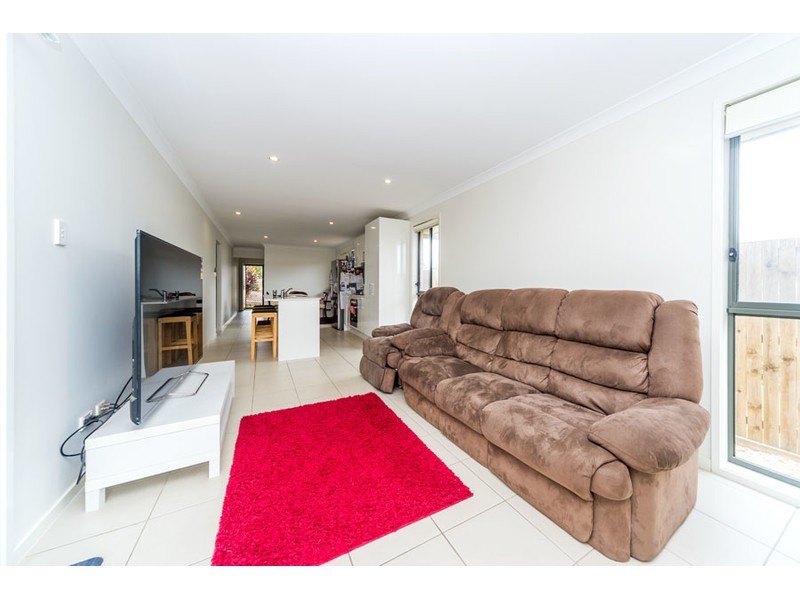 35 Cairnlea Drive, Pimpama QLD 4209