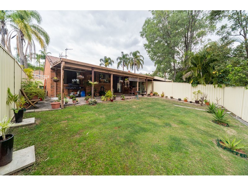 1/6 Metro Crescent, Oxenford QLD 4210