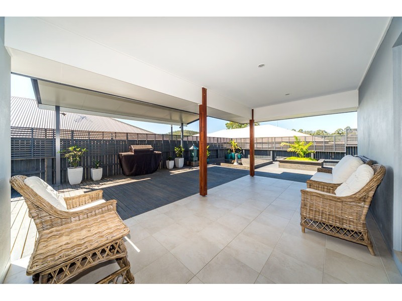 12 Abby Circuit, Maudsland QLD 4210