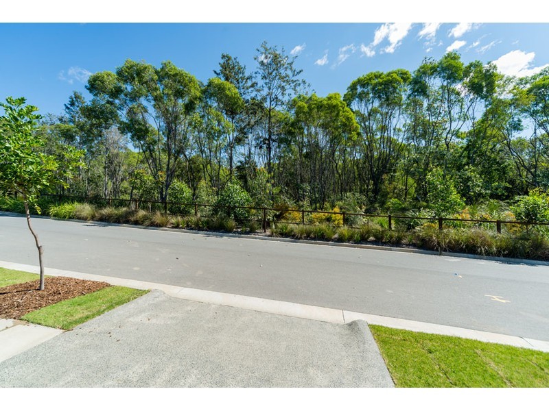 12 Abby Circuit, Maudsland QLD 4210
