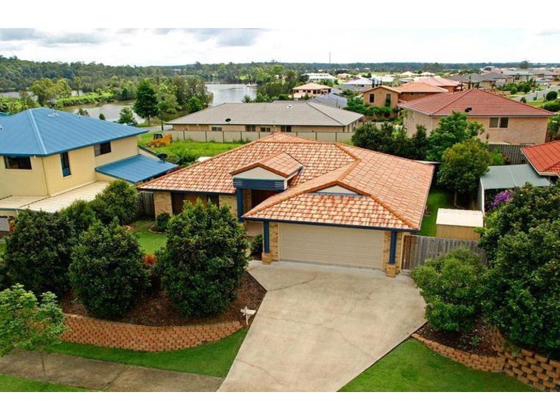 5 Brittany Drive, Oxenford QLD 4210