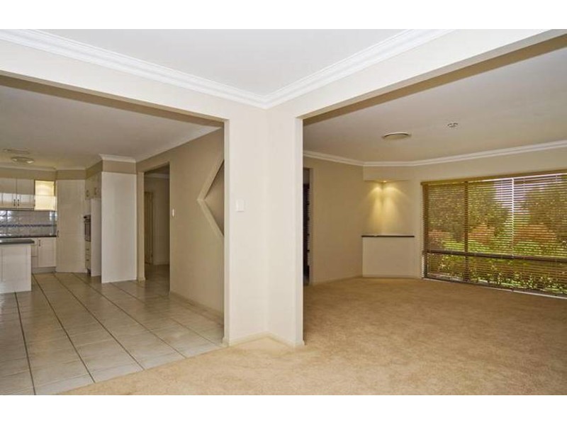 5 Brittany Drive, Oxenford QLD 4210