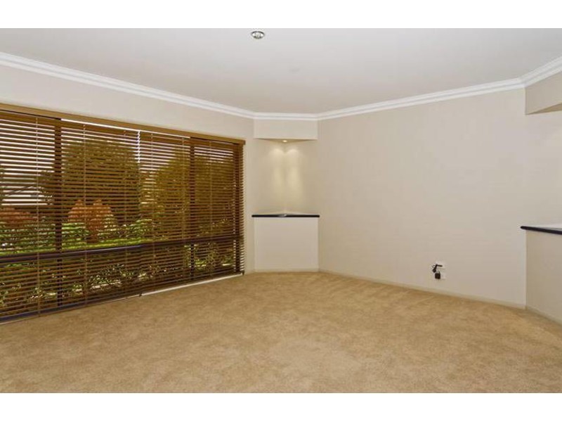 5 Brittany Drive, Oxenford QLD 4210