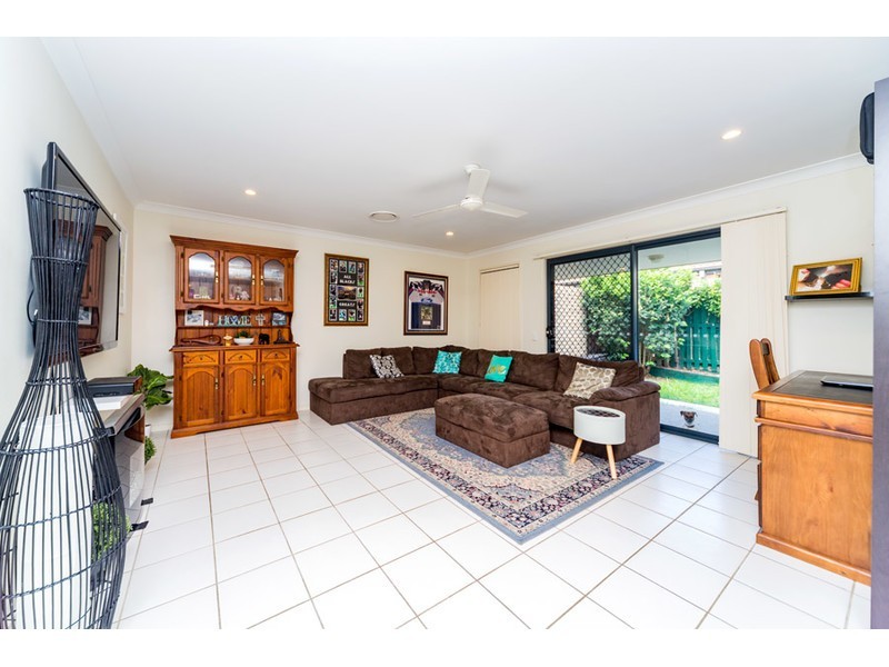 1/13 Bella Boulevard, Pimpama QLD 4209