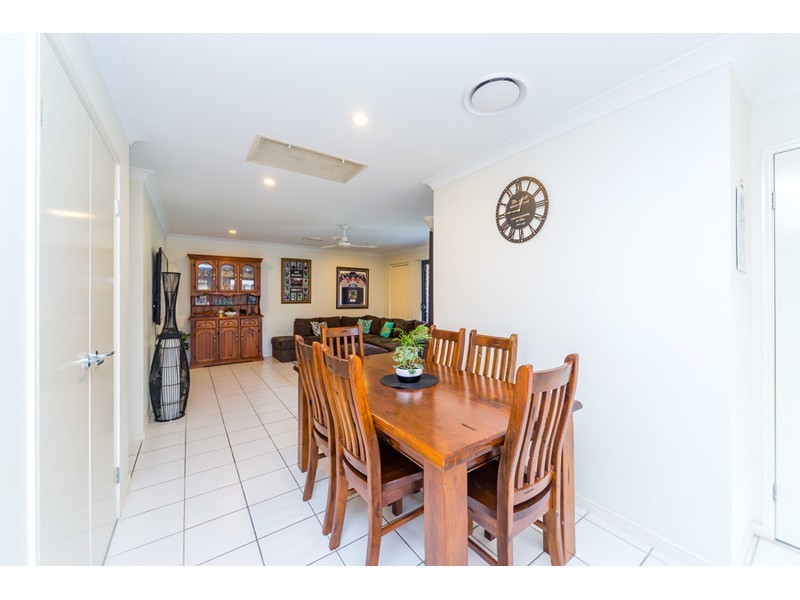 1/13 Bella Boulevard, Pimpama QLD 4209