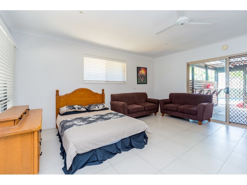 3 Lobb Court, Arundel QLD 4214