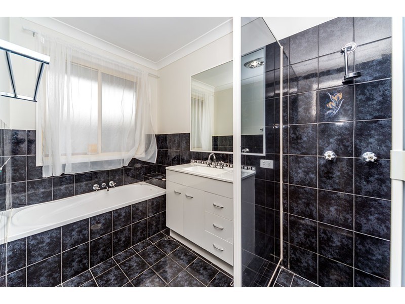 16 Sherman Drive, Upper Coomera QLD 4209