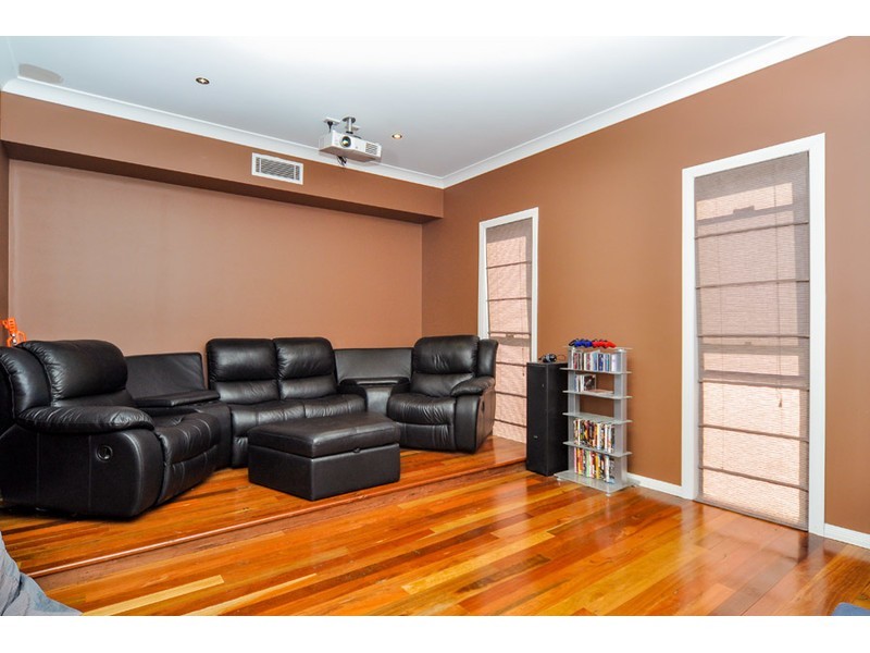 51 Rushcutter Avenue, Oxenford QLD 4210