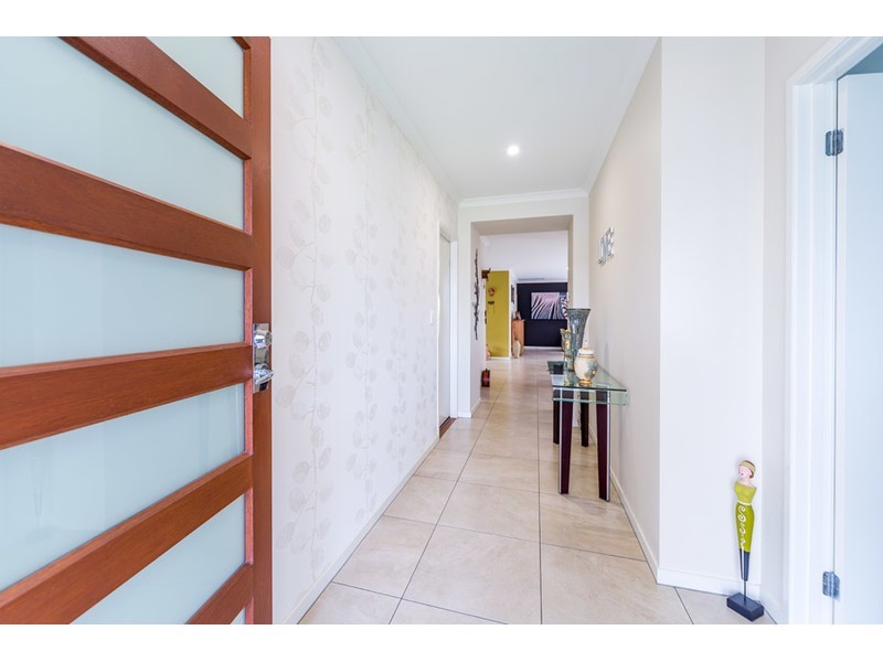 133 Riverstone Crossing, Maudsland QLD 4210