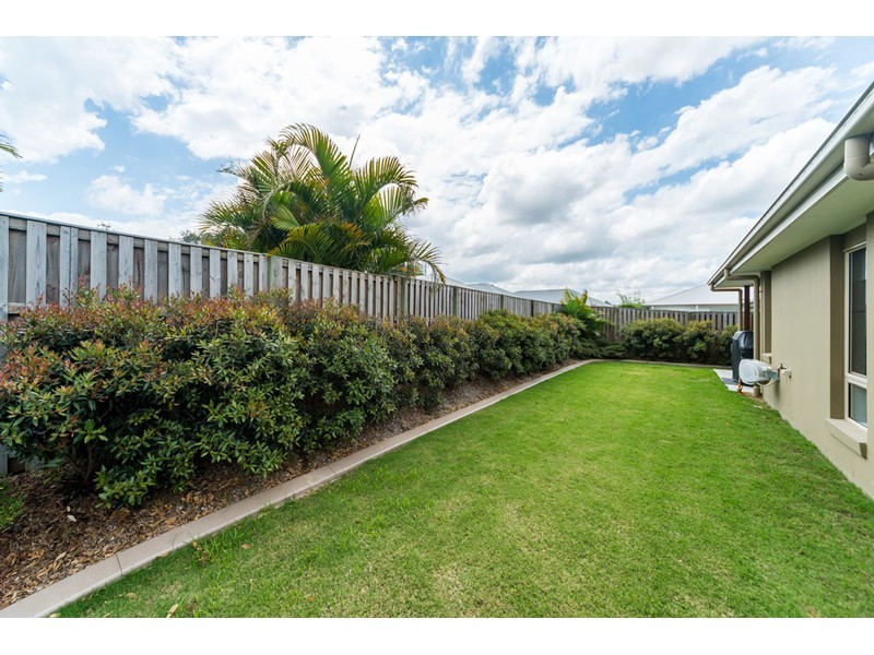 133 Riverstone Crossing, Maudsland QLD 4210