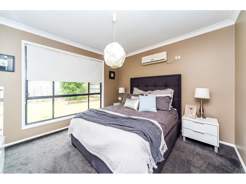 13 Serafina Drive, Helensvale QLD 4212