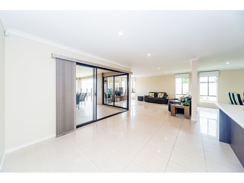 36 Oceanis Drive, Oxenford QLD 4210