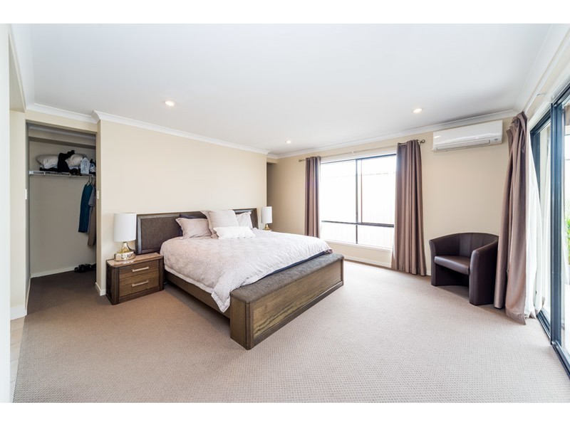 36 Oceanis Drive, Oxenford QLD 4210