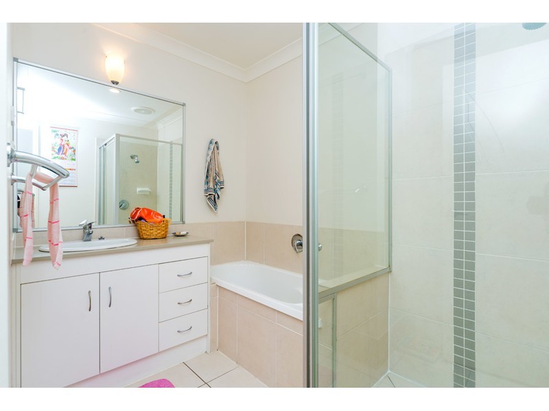 1/68 Annabelle Crescent, Upper Coomera QLD 4209