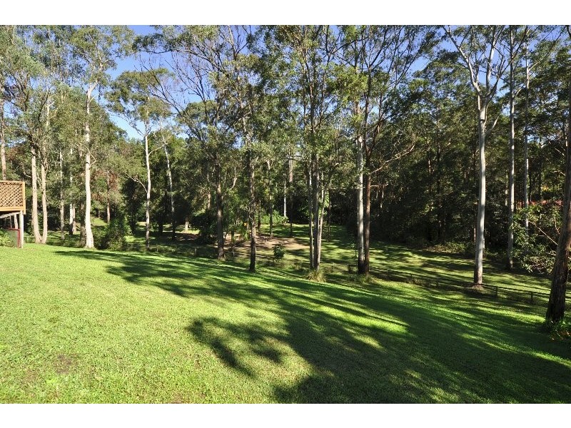 4 Sabina Park Court, Mount Nathan QLD 4211