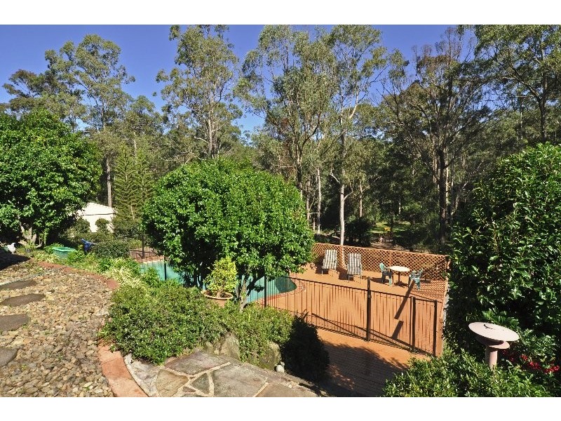 4 Sabina Park Court, Mount Nathan QLD 4211