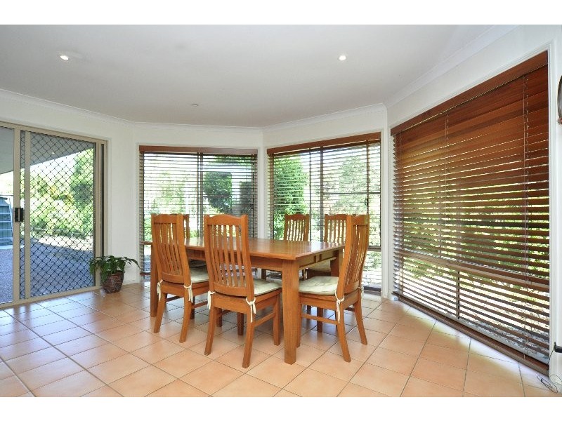 4 Sabina Park Court, Mount Nathan QLD 4211