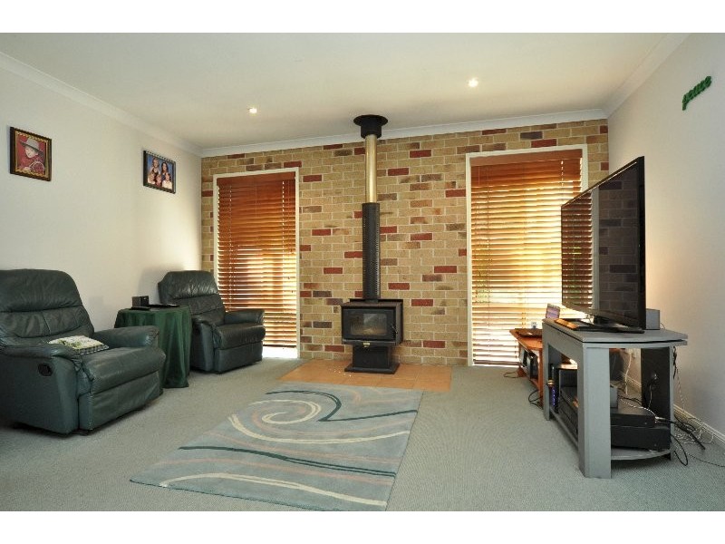 4 Sabina Park Court, Mount Nathan QLD 4211