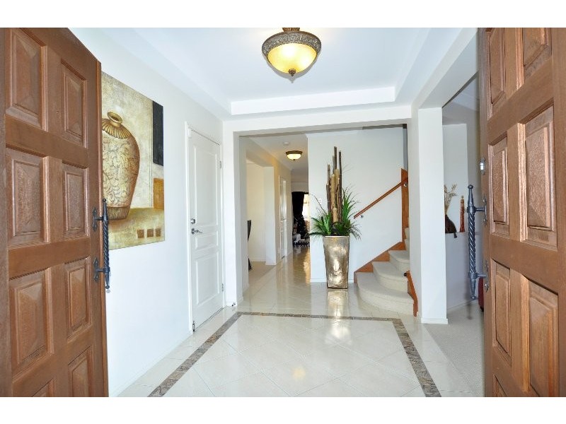 48 Regatta Avenue, Oxenford QLD 4210