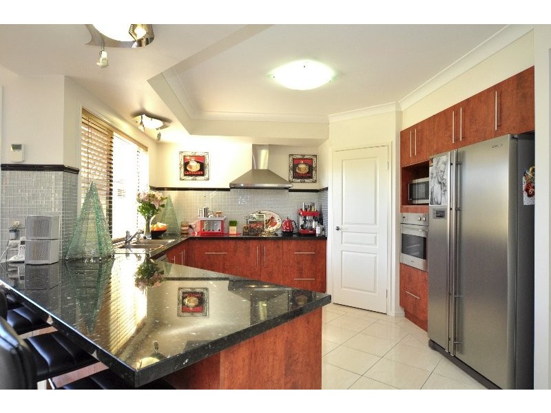 48 Regatta Avenue, Oxenford QLD 4210