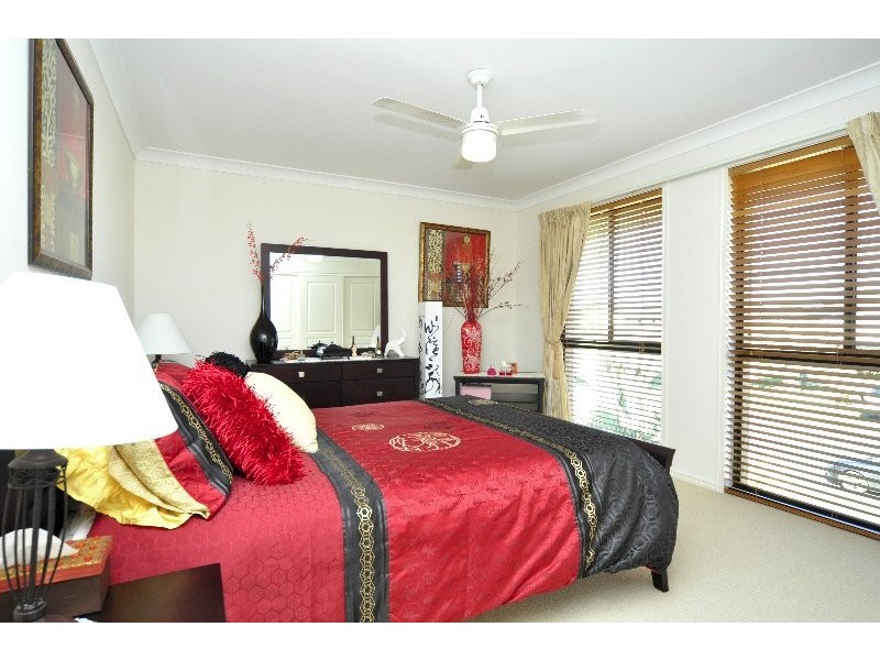 48 Regatta Avenue, Oxenford QLD 4210