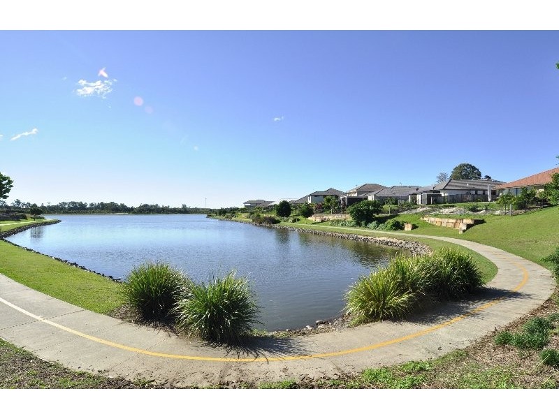 48 Regatta Avenue, Oxenford QLD 4210