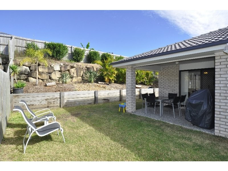 39 Manning Circuit, Pacific Pines QLD 4211