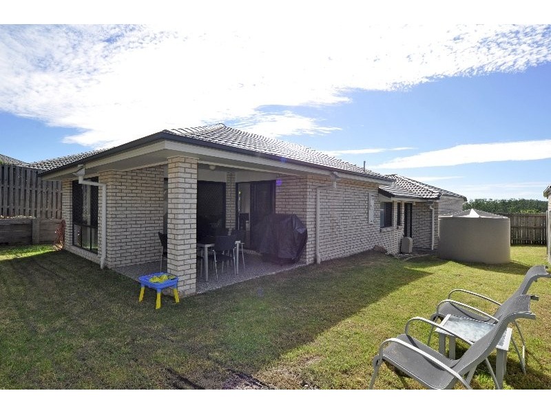 39 Manning Circuit, Pacific Pines QLD 4211