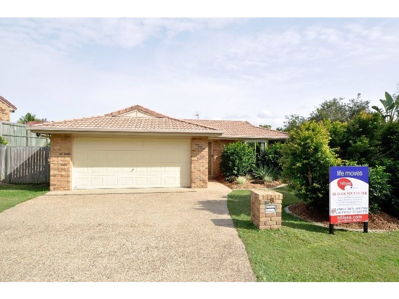 8 Pinemount Crescent, Oxenford QLD 4210