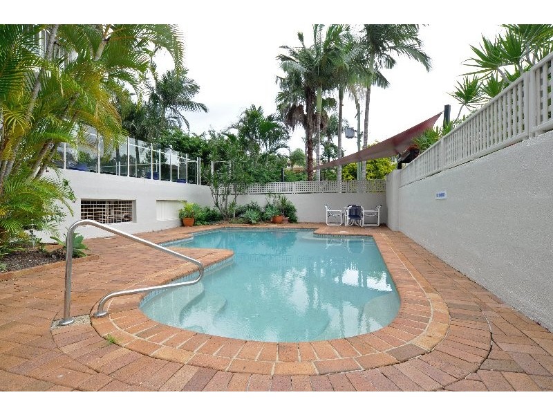 15/15 Brighton Street, Biggera Waters QLD 4216