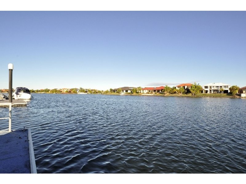 44 The Peninsula, Helensvale QLD 4212