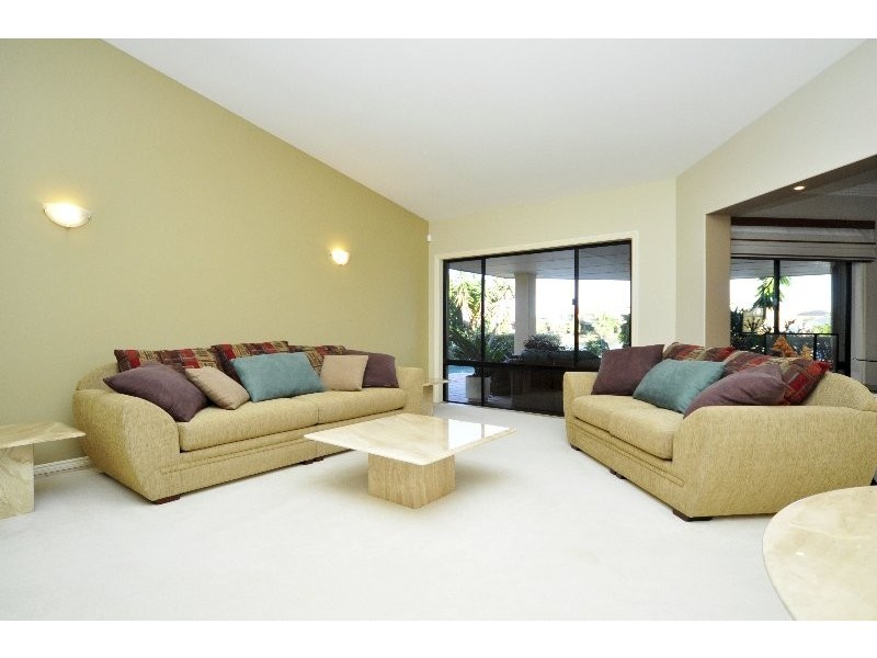 44 The Peninsula, Helensvale QLD 4212