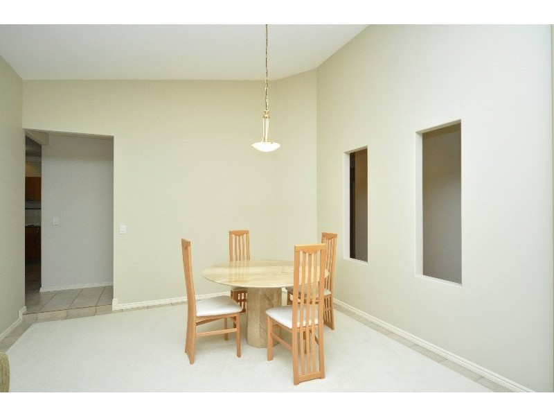 44 The Peninsula, Helensvale QLD 4212