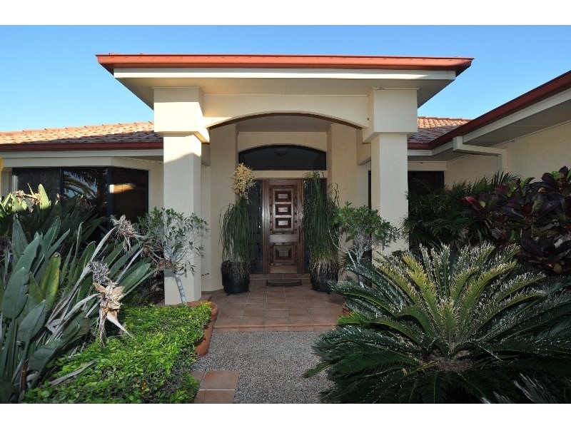 44 The Peninsula, Helensvale QLD 4212